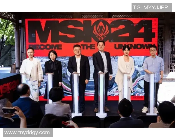 英雄联盟与足球明星携手共庆颁奖盛典展现电竞与体育的完美融合